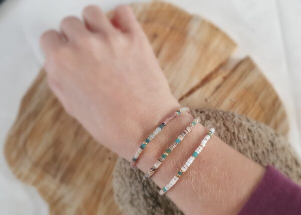 Turquoise & Seashell Bracelet - Snow White - Image 3
