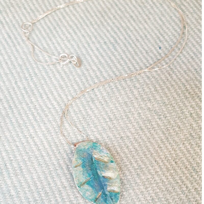 My Little Leaf necklace - Blue