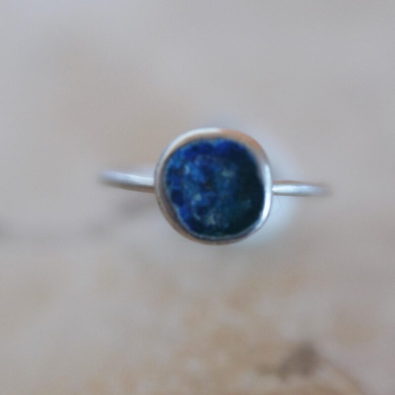 Enamelled blue silver ring round