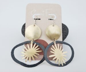 Boho starburst Earrings - Black or Red
